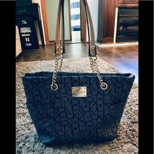 Authentic CALVIN KLEIN Purse LG